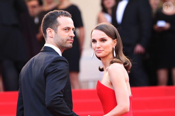 Natalie Portman et son mari Benjamin Millepied - Montée des marches du film "La Tête Haute" pour l'ouverture du 68e Festival du film de Cannes le 13 mai 2015