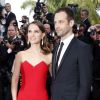 Natalie Portman et son mari Benjamin Millepied - Montée des marches du film "La Tête Haute" pour l'ouverture du 68e Festival du film de Cannes le 13 mai 2015