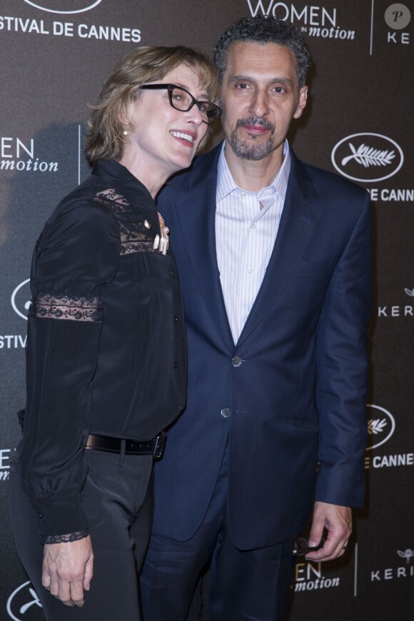 John Turturro et sa femme Katherine Borowitz - Remise du Prix Kering "Women in Motion" au Suquet lors du 68e Festival international du film de Cannes le 17 mai 2015