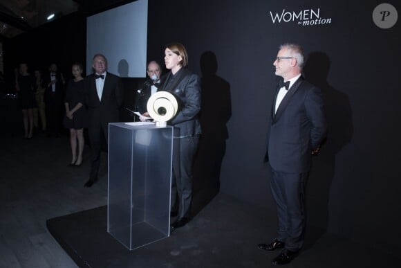 François-Henri Pinault, la lauréate Megan Ellison et Thierry Frémaux - Remise du Prix Kering "Women in Motion" au Suquet lors du 68e Festival international du film de Cannes le 17 mai 2015