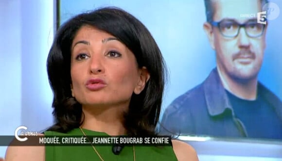 Jeannette Bougrab dans C à vous sur France 5 fait ses excuses à Luz. Le 18 mai 2015.