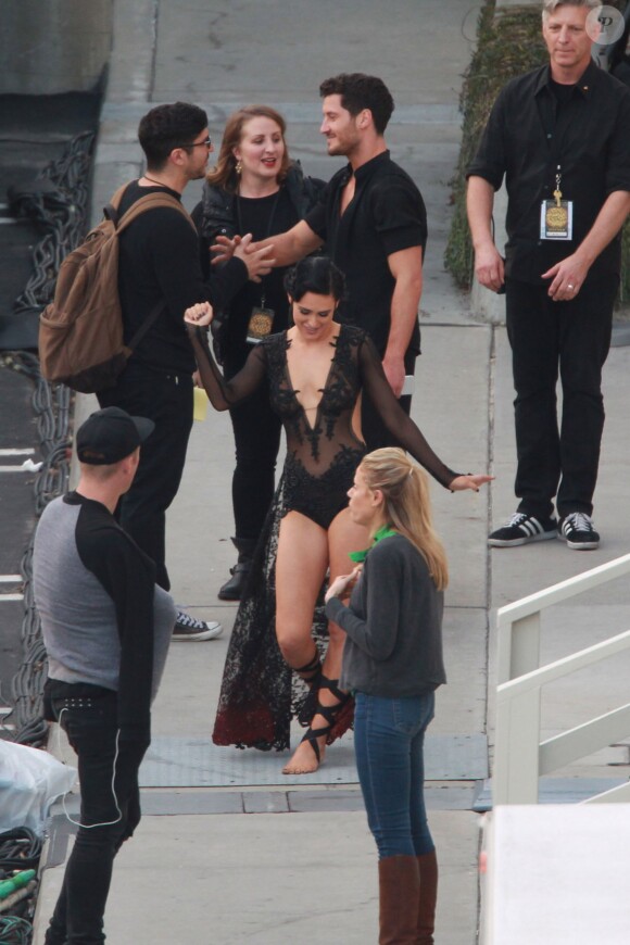 Rumer Willis et son partenaire de danse Val Chmerkovskiy lors de l'enregistrement de la finale de 'Dancing With The Stars' à West Hollywood, Los Angeles, le 18 mai 2015