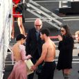  Rumer Willis se pr&eacute;pare pour la finale de Dancing With the Stars avec sa famille. Sa m&egrave;re Demi Moore, ses soeurs Tallulah Belle et Scout LaRue ainsi que son p&egrave;re Bruce Willis et sa nouvelle &eacute;pouse Emma Hemming. Le 18 mai 2015 