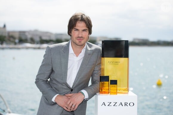 Photocall avec Ian Somerhalder, nouvelle égérie du parfum "Azzaro pour Homme" lors du 68e festival international du film de Cannes le 21 mai 2015.