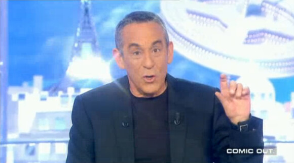 Thierry Ardisson présente Salut les Terriens sur Canal+ le samedi 23 mai 2015.