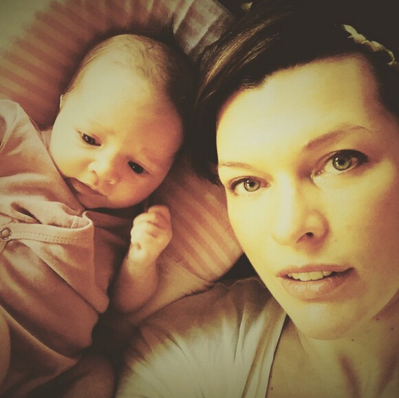 Milla Jovovich a ajouté une photo de sa fille Dashiel, sur Instagram le 23 mai 2015 