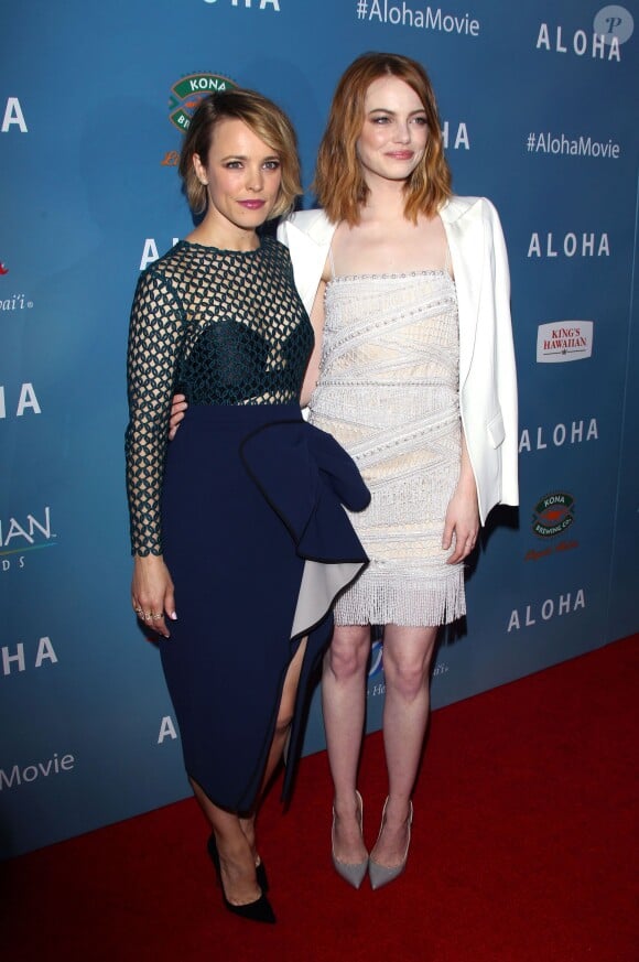 Rachel McAdams et Emma Stone lors de l'avant-première du film Aloha à Los Angeles le 27 mai 2015