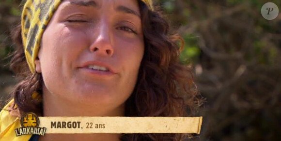 Margot pleure dans Koh-Lanta 2015 sur TF1 le vendredi 29 mai 2015