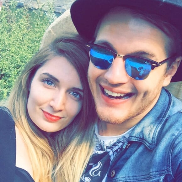 Charles et sa copine Laura, le 29 mai 2015.