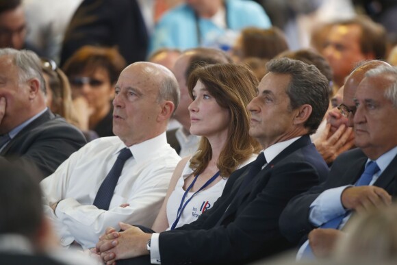 Alain Juppé, Carla Bruni-Sarkozy, Nicolas Sarkozy, Jean-Pierre Raffarin - Congrès fondateur des Républicains au Paris Events Center de la Porte de la Villette, à Paris le 30 mai 2015.