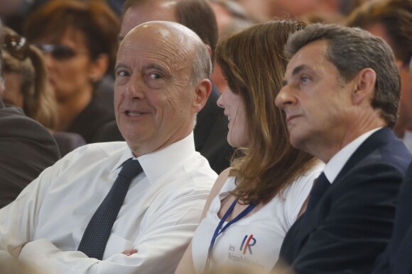 Alain Juppé, Carla Bruni Sarkozy, Nicolas Sarkozy - Congrès fondateur des Républicains au Paris Events Center de la Porte de la Villette, à Paris le 30 mai 2015. 