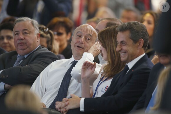Gérard Larcher, Carla Bruni-Sarkozy, Alain Juppé, Nicolas Sarkozy - Congrès fondateur des Républicains au Paris Events Center de la Porte de la Villette, à Paris le 30 mai 2015. 