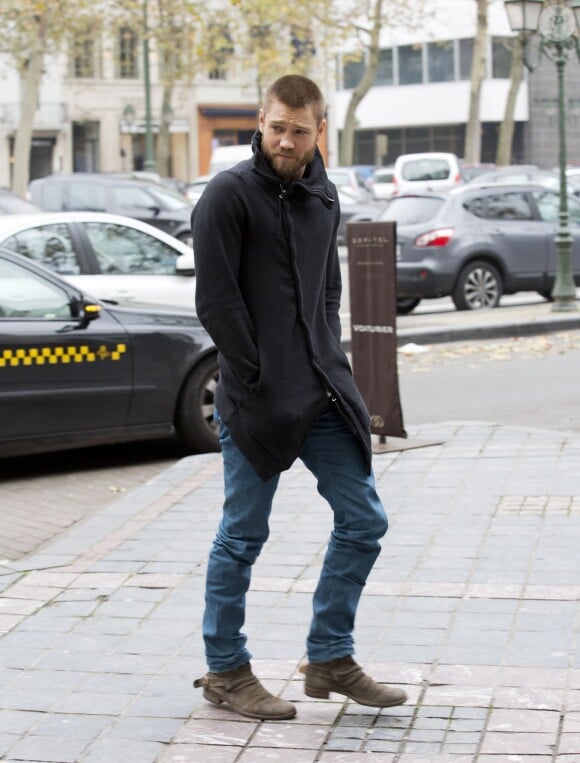 Exclusif - Chad Michael Murray - Les acteurs de la serie Tele "Les Freres Scott" (One Tree Hill) arrivent à l'hotel Sofitel et posent avec leurs fans a Bruxelles en Belgique le 17 novembre 2013.  