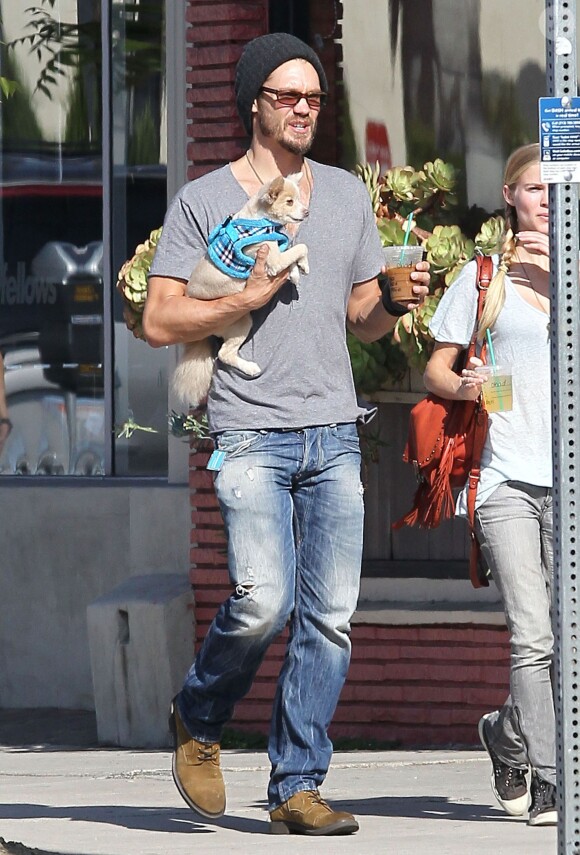 Exclusif - Chad Michael Murray dans les rues de Studio City, le 1er aout 2013.  
