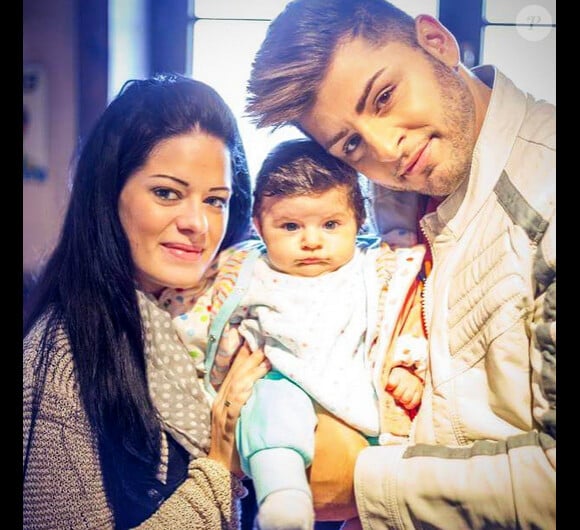 Severino Seeger pose en famille, sur Instagram le 9 mai 2015