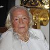 Marie-Louise Carven à Paris le 16 novembre 2010 pour la remise de sa Légion d'honneur. 