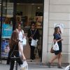 Kris Jenner et ses copines dans les rues de Paris, le 11 juin 2015