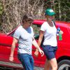 Tom Cruise et son assistante Emily à Jasper, le 4 juin 2015.