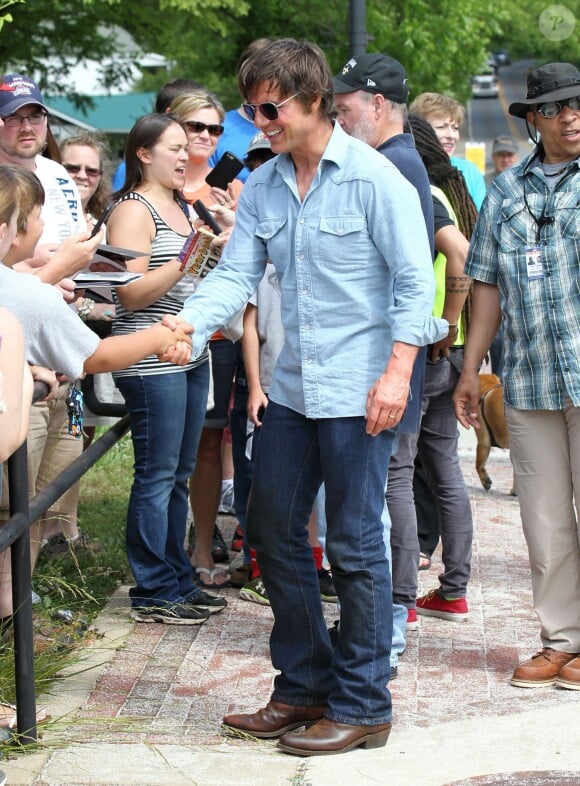Tom Cruise sur le tournage du film "Mena" à Atlanta, le 21 mai 2015.