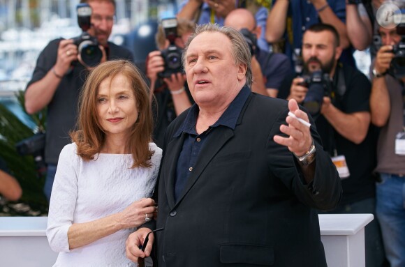Isabelle Huppert et Gérard Depardieu - Photocall du film "Valley of Love" lors du 68e festival de Cannes le 21 mai 2015. "