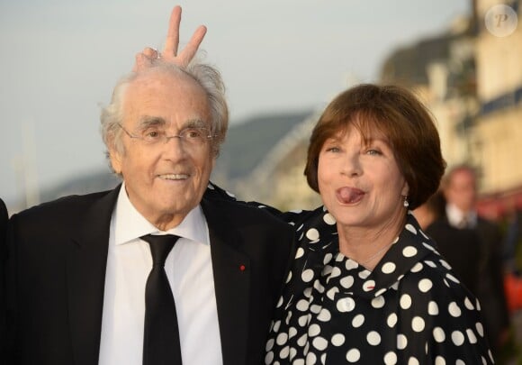 Michel Legrand et sa femme Macha Méril lors de la soirée de clôture du 29ème Festival de Cabourg, le 13 juin 2015.