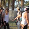 Kristen Stewart et Alicia Cargile au Coachella Music Fest à Indio, le 19 avril 2015.