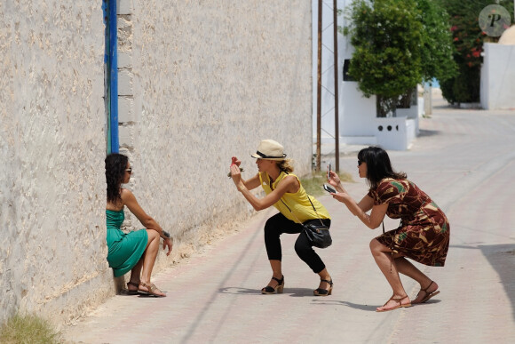 EXCLUSIF. Hélène de Fougerolles, Aïda Touihri et Mathilda May pendant L'Escapade des Stars au Radisson Blu Resort and Thalasso à Djerba, le 7 Juin 2015.