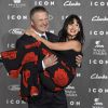 Alec Baldwin et sa femme Hilaria Thomas à la soirée Icon Awards à Madrid le 1 er octobre 2014  