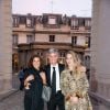 Exclusif - Cyril Viguier entouré de sa mère Michele Viguier et de Amélie Cohr, lors de la projection du documentaire Jean-Pierre Raffarin : l'autre force tranquille (par Cyril Viguier) à l'hôtel de Clermont, Paris le 15 juin 2015.