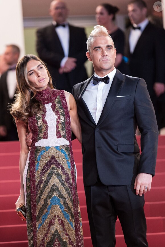 Robbie Williams et sa femme Ayda Field - Montée des marches du film "The Sea of Trees" (La Forêt des Songes) lors du 68 ème Festival International du Film de Cannes, à Cannes le 16 mai 2015.  