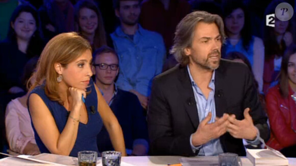Léa Salamé et Aymeric Caron, dans On n'est pas couché sur France 2, le samedi 2 mai 2015.
