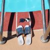 Malika Ménard : Pause détente à la piscine à Las Vegas