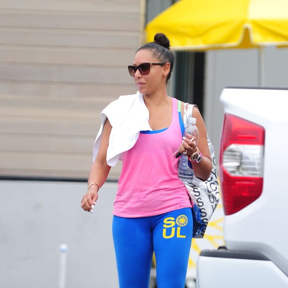 Melanie Brown à la sortie d'un cours de SoulCycle à Malibu, Los Angeles, le 8 juillet 2015
