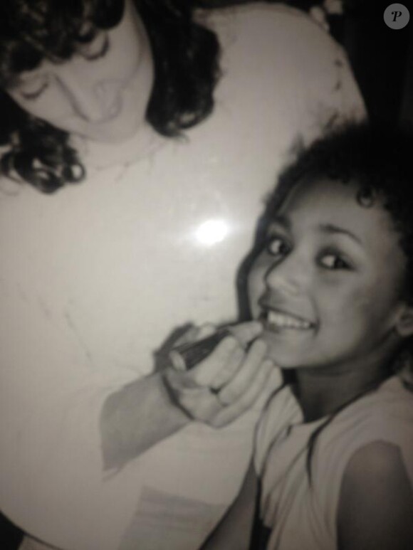 Le 29 mai 2015, Melanie Brown l'ancienne Spice Girls fête ses 40 ans. Sa mère Andrea Brown a publié des photos d'elle adolescente sur son compte Twitter.
