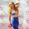 Paris Hilton lors d'une pool party auTao Beach du Venetian Hotel & Casino de Las Vegas le 4 juillet 2015