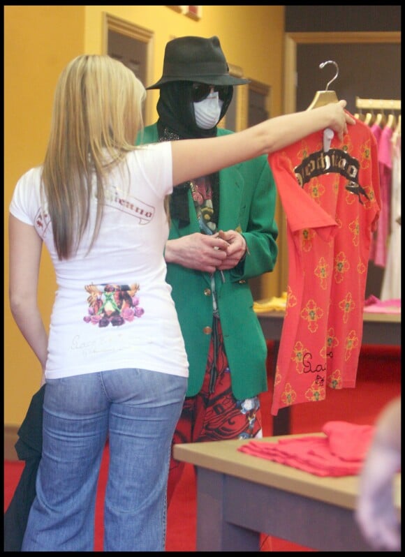Michael Jackson fait du shopping au magasin Ed Hardy à West Hollydoo. Los Angeles, avril 2009.