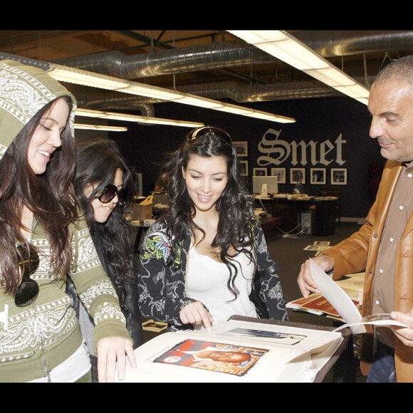 Christian Audigier avec Kim Kardashian et ses soeurs Los Angeles 2007