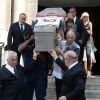 A Cannes, les sportifs rendent un dernier hommage à Tiburce Garou le 10 juillet 2015.