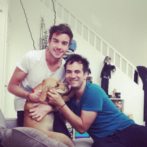 Alex Goude, Romain et leur chien. Juillet 2015.