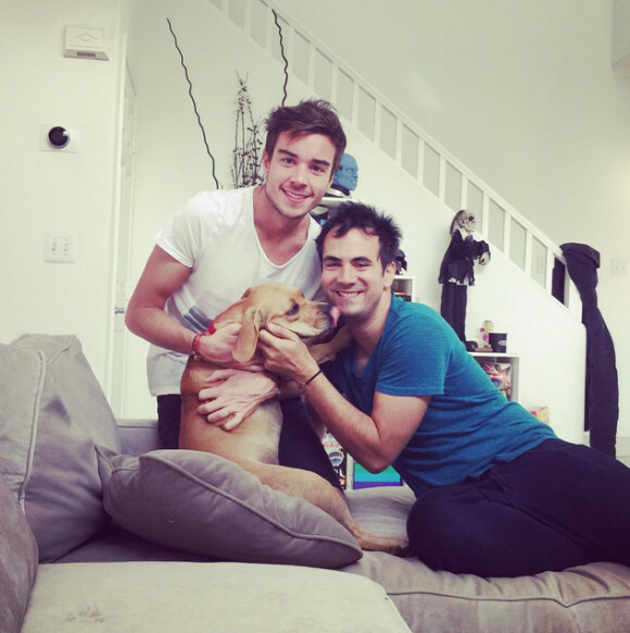 Alex Goude, Romain et leur chien. Juillet 2015.