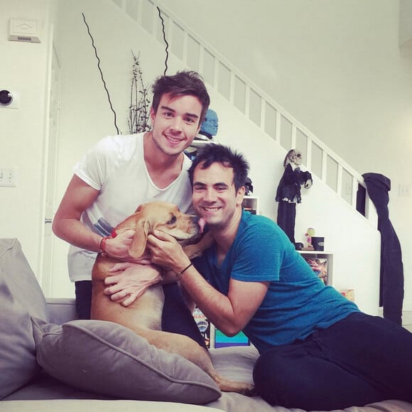 Alex Goude, Romain et leur chien. Juillet 2015.