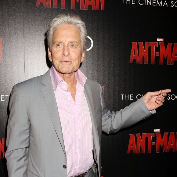 Michael Douglas lors de la première d'Ant-Man à New York le 13 juillet 2015.