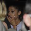 Ariana Grande quitte un restaurant à Barcelone en Espagne le 15 juin 2015.