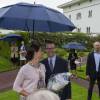 La princesse Victoria de Suède fêtait le 14 juillet 2015 son 38e anniversaire à la Villa Solliden, en compagnie de ses parents, de son mari le prince Daniel, et de leur fille la princesse Estelle, 3 ans, qui a fait le show, comme à son habitude.