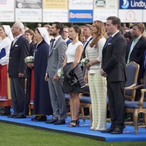 La famille royale lors de la célébration des 38 ans de la princesse Victoria de Suède le 14 juillet 2015 à Borgholm, sur l'île d'Öland.