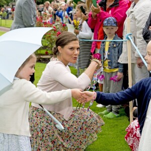 La princesse Victoria de Suède a fêté le 14 juillet 2015 son 38e anniversaire à la Villa Solliden, en compagnie de ses parents, de son mari le prince Daniel, et de leur fille la princesse Estelle, 3 ans, qui a fait le show, comme à son habitude.