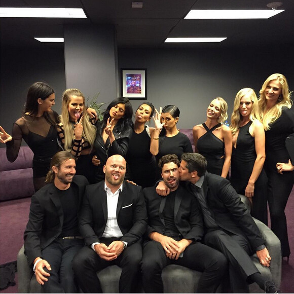 Les dix enfants et beaux-enfants de Caitlyn Jenner, réunis dans les coulisses des ESPY Awards 2015, au Microsoft Theatre. Los Angeles, le 15 juillet 2015.