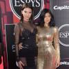 Kendall et Kylie Jenner assistent aux ESPY Awards 2015 au Microsoft Theatre. Los Angeles, le 15 juillet 2015.