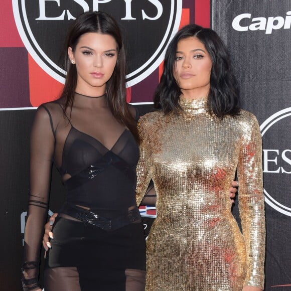 Kendall et Kylie Jenner assistent aux ESPY Awards 2015 au Microsoft Theatre. Los Angeles, le 15 juillet 2015.
