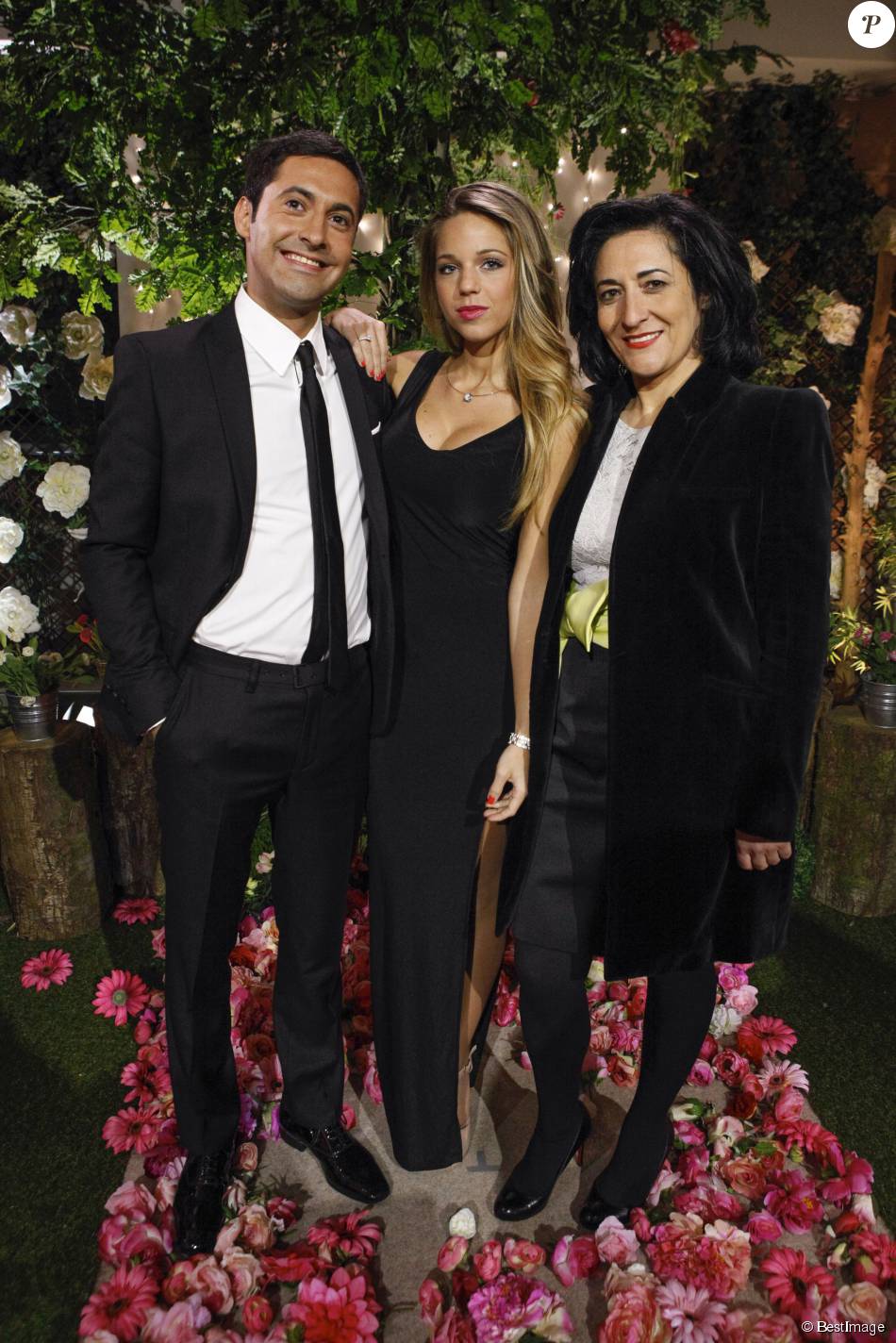 Alexandre Qui Veut épouser Mon Fils Exclusif - Alexandre, Maddy et Rosa, lors de la cérémonie finale de  l'émission Qui veut épouser mon fils ? saison 4 (tournage le 7 mars 2015,  diffusion le vendr - Purepeople